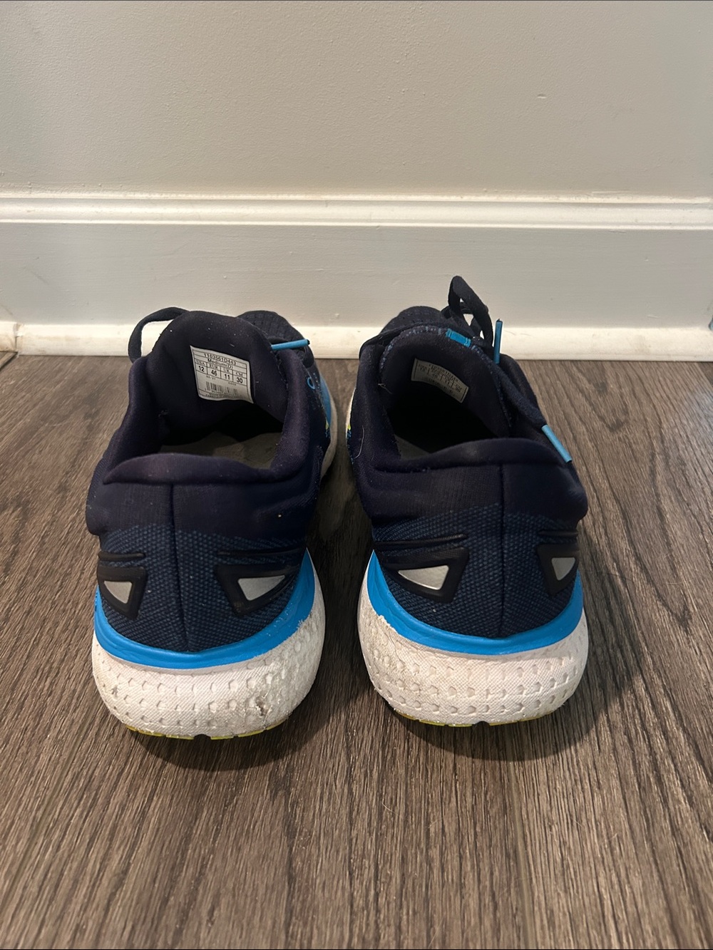 Brooks Glycerin 19 Running Shoes - Navy Blue with Light Blue & Yellow Highlights - Picture 4 of 5